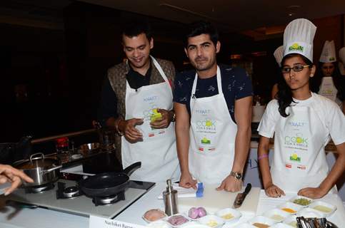 Omkar Kapoor at Cook Off Event for Smile Foundation