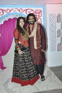 R. Madhavan with Wife at Sachin Joshi's Diwali Bash