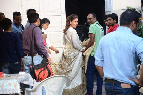 Kareena Kapoor Snapped at Mehboob Studio!