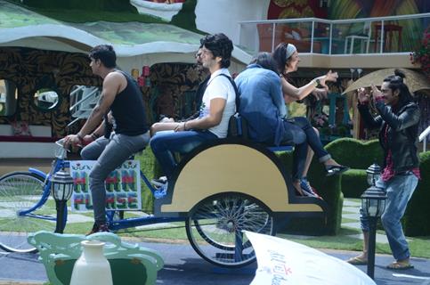 Bigg Boss 9 Nau: Day 30 - Puneet Vashishta, Rishab Sinha, Prince Narula, Kishwer Merchantt