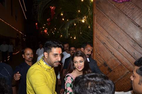 Aishwarya Rai Bachchan and Abhishek Bachchan at Big B's Diwali Bash