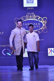 Raghav Sachar at Manali Jagtap's Fashion Show