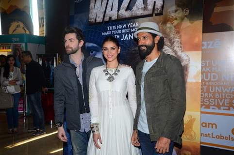 Neil Ntitin Mukesh, Aditi Rao Hydari and Farhan Akhtar at Trailer Launch of 'Wazir'