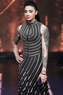 Bani J at Grand Finale of 'I Can Do That'