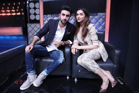 Ranbir Kapoor and Deepika Padukone Promotes Tamasha at Grand Finale of 'I Can Do That'