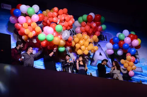 Varun Dhawan, SRK, Kajol, Kriti Sanon at Maratha Mandir for the Song Launch of 'Dilwale'