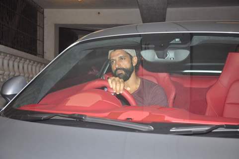 Farhan Akhtar at Ritesh Sidhwani's Bash for Rock On 2 Team