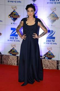 Bani J at Zee Rishtey Awards 2015