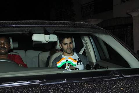 Varun Dhawan Snapped With his Girlfriend