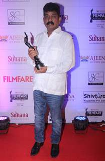 Nitin Desai at Filmfare Awards - Marathi 2015