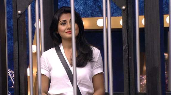 Bigg Boss 9 Nau: Day 41- Rimi Sen in Custody