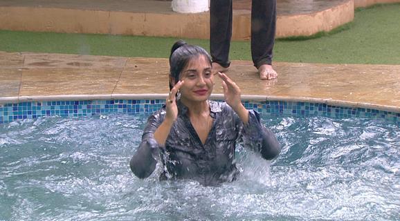 Bigg Boss 9 Nau: Day 43 - Rimi Sen