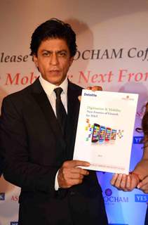 SRK at Launch of Yes Bank Book 'Coffee Table'