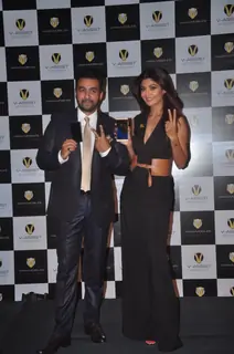 Raj Kundra and Shilpa Shetty at Launch of Viaan Mobiles