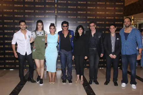SRK, Kajol, Varun Dhawan, Kriti Sanon and Rohit Shetty at Song Launch of 'Dilwale'