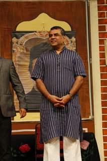 Paresh Rawal Acts in Play 'Krishan vs Kanhaiya'