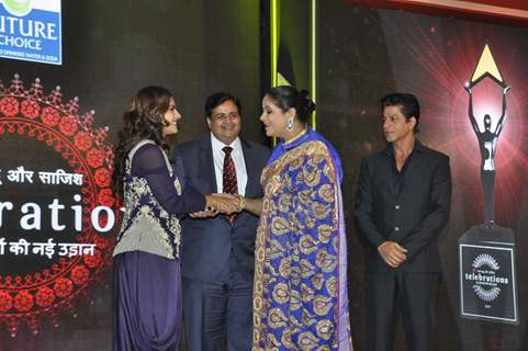 Rupal Patel, Kajol and Shah Rukh Khan at Saas Bahu Aur Saazish Anniversary