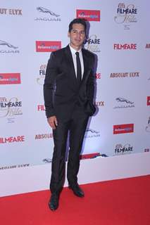 Dino Morea at Filmfare Glamour and Style Awards