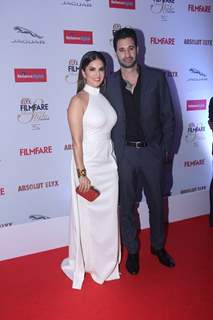 Sunny Leone at Filmfare Glamour and Style Awards