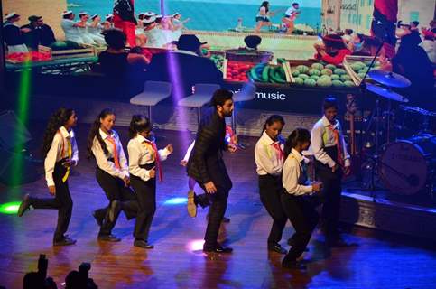 Ranbir Kapoor Performs on 'Matargashti' Song at CCDT NGO Event