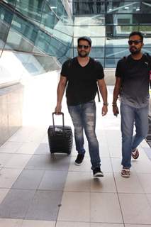 Aftab Shivdasani Snapped at Airport