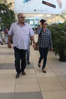 Boney Kapoor and Sridevi Snapped at Airport