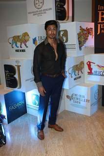 Vidyut Jamwal at IBJA Show