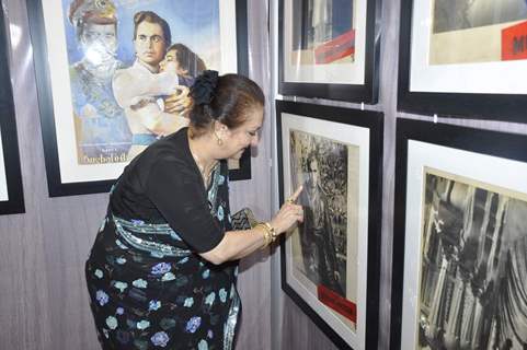 Saira Banu at Inauguration of Dilip Kumar's Picture Exhibition