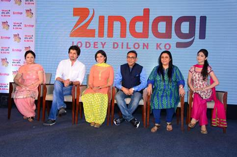 Lead Cast of 'Aadhe Adhoore' at the Show Launch on Zindagi