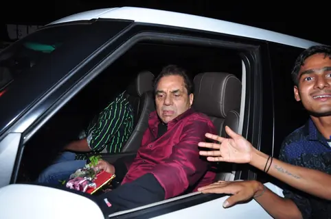 Actor Dharmendra Singh Deol Celebrates Birthday with Fans