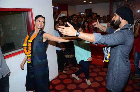 Ranveer Deepika for Promotions of Bajirao Mastani at Red FM