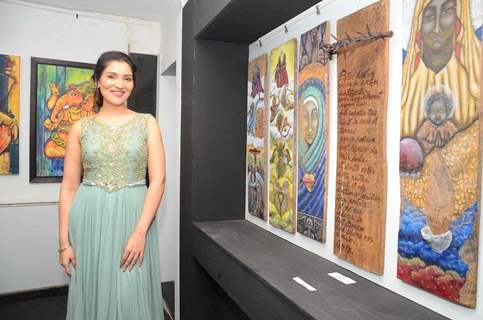 Tina Ahuja was at Art Exhibition 'Contrario of Artists'