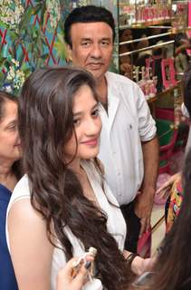 Anu Malik with his daughter Ada at Launch of Mitaali Vohra's Bohemian Store