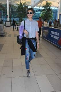 Jacqueline Fernandes Snapped at Airport