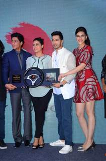 Shah Rukh Khan, Kajol, Varun Dhawan and Kriti Sanon at Launch of 'Tukur Tukur' Song of Dilwale