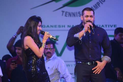 Salman Khan Performs at Women's Tennis Championship Opening Ceremony