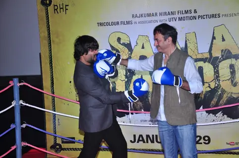 Rajkumar Hirnai Punches R Madhavan at Trailer Launch of 'Saala Khadoos'