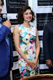 Prachi Desai Launches 'Shoppers Stop' in New Delhi