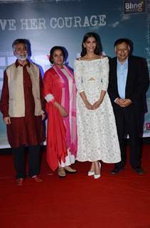 Shabana Azmi and Sonam Kapoor with Neerja Bhanot's real-life brothers at Trailer Launch of Neerja