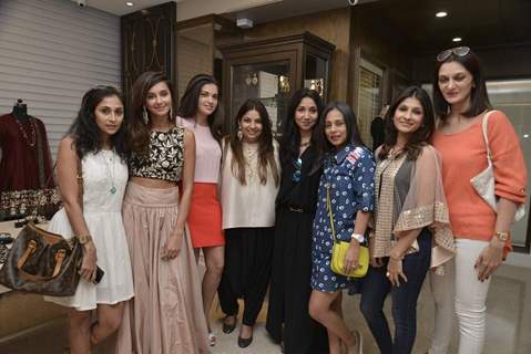 Shibani Dandekar at Payal Singhal and Moksh Jewellery Preview