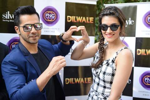 Varun Dhawan and Kriti Sanon at Promotions of Dilwale in Delhi