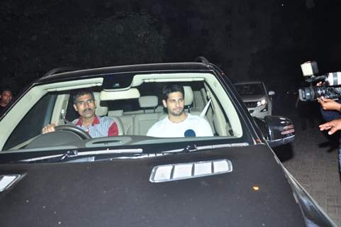 Sidharth Malhotra at Shah Rukh Khan's Bash for Dilwale