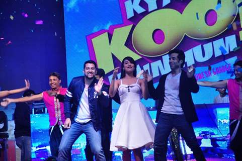 Aftab Shivdasani, Gauahar Khan and Tusshar Kapoor at Song Launch of 'Kya Kool Hain Hum3'