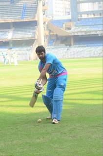 Shabbir Ahluwalia at Mumbai Heroes Corporate Cricket Match