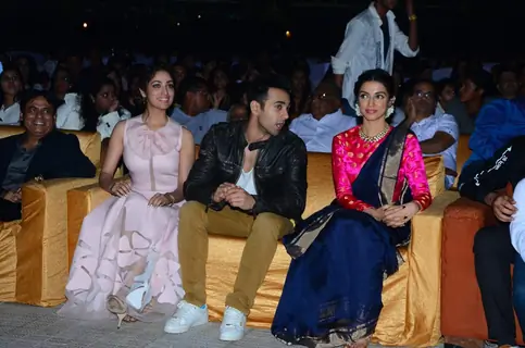 Yami Gautam, Pulkit Samrat and Divya Khosla at Song Launch of 'Sanam Re'