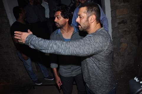 Salman Khan and Nikhil Dwivedi Snapped post Dinner