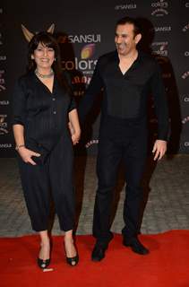 Archana Puran Singh and Parmeet Sethi at Stardust Awards