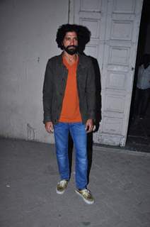 Farhan Akhtar Snapped in his New Look