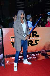 Karanvir Bohra at Premiere of 'Star Wars: The Force Awakens'