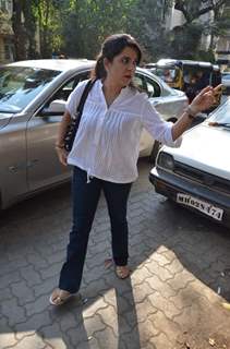 Shaina NC snapped at Sadhana Shivdasani's residence